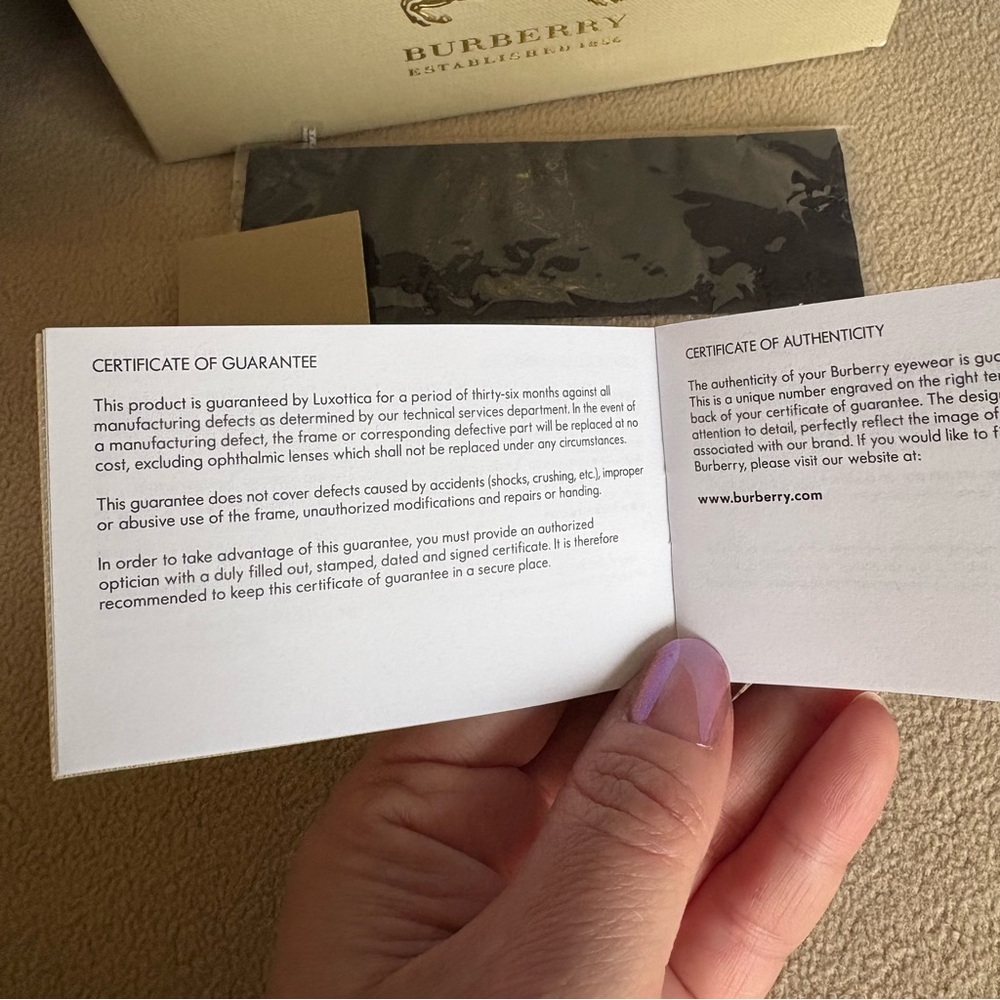 Authentic Burberry B4037 Black Rectangular Sungla… - image 6